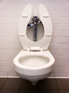 Toilet Tap